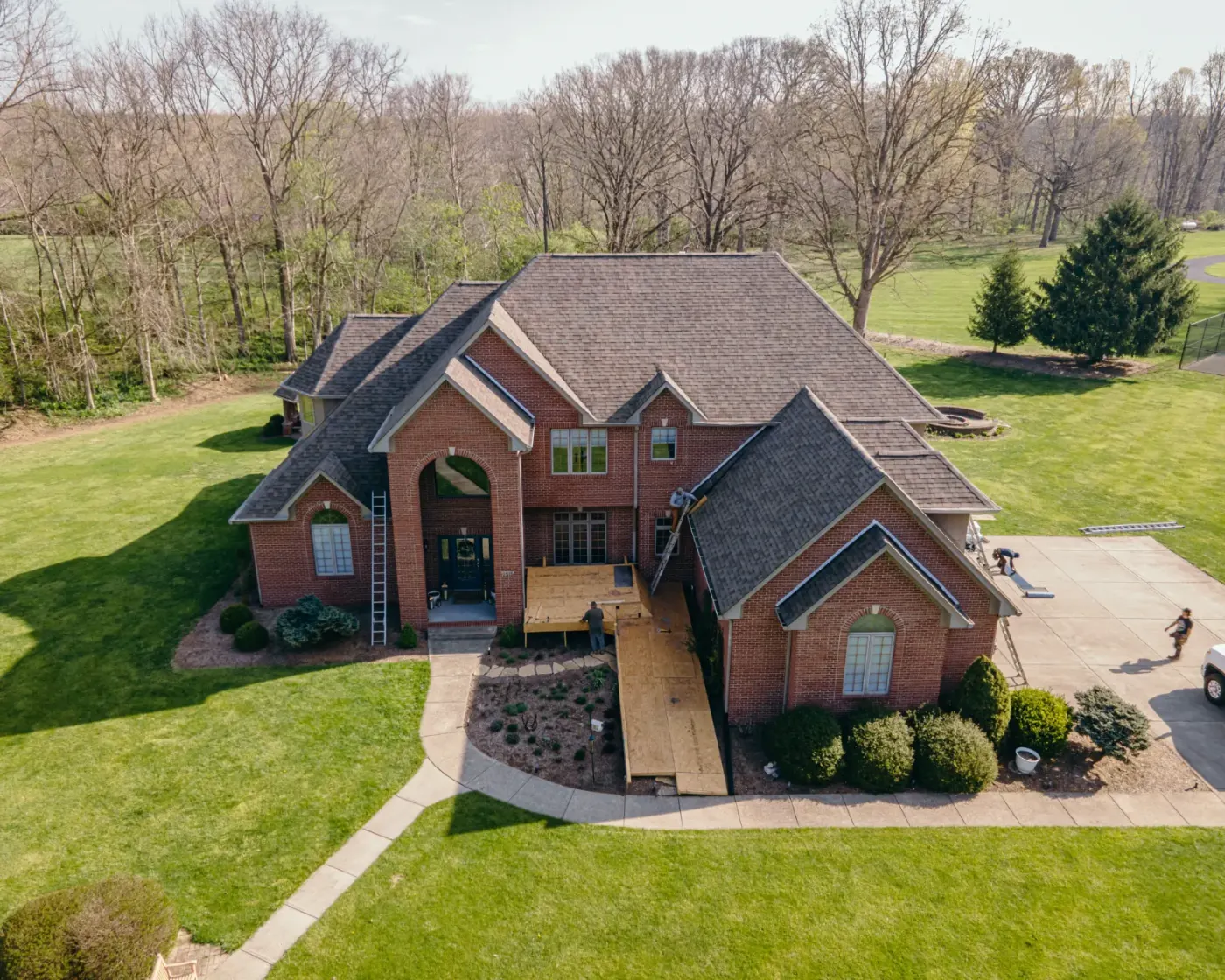 Class 4 impact-resistant shingles in Carmel, IN